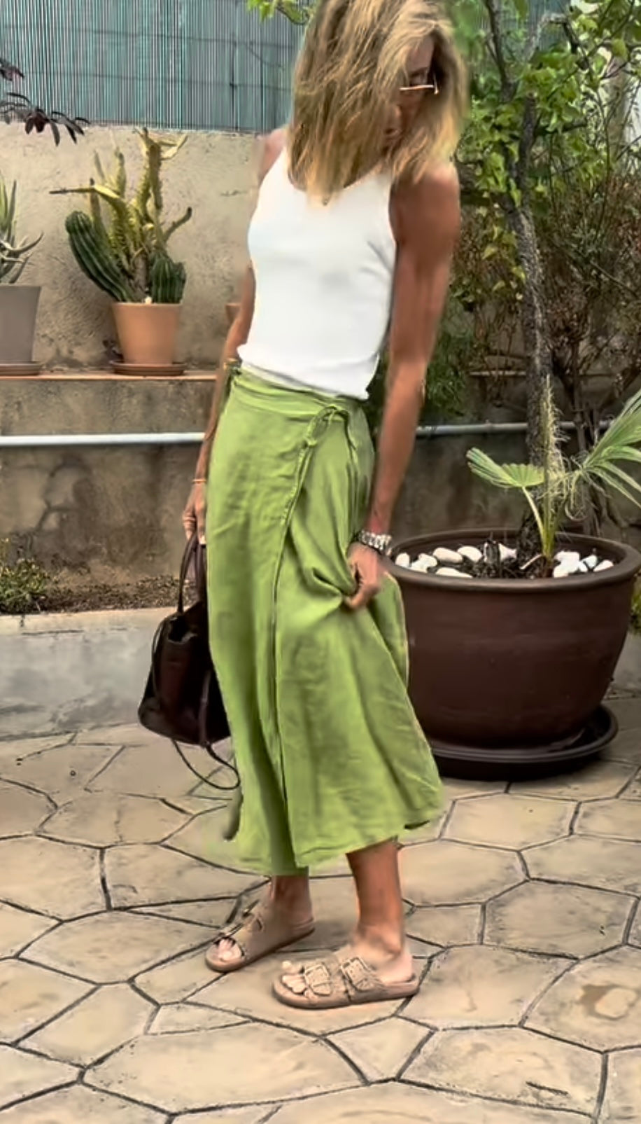 Falda Llumbi