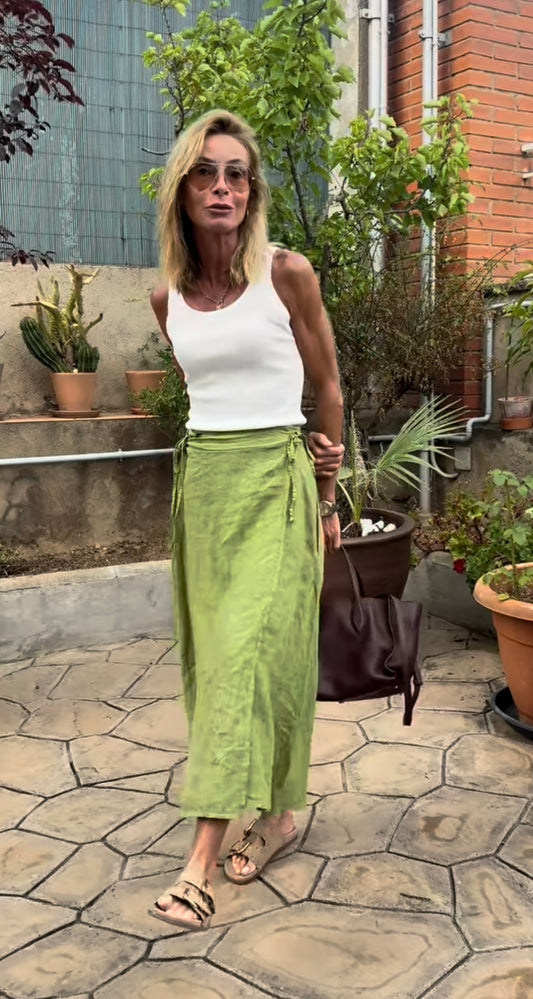 Falda Llumbi